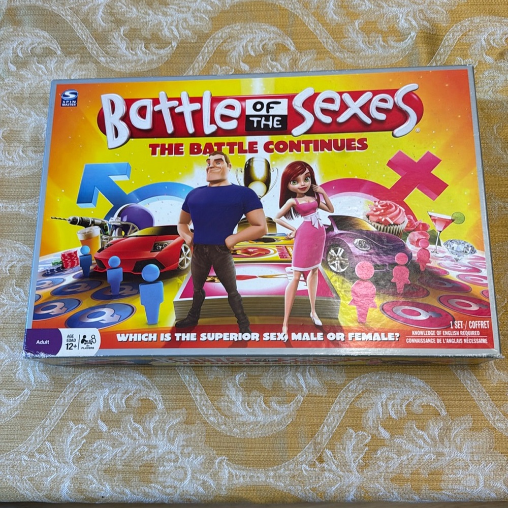 🎉2/15.00🎉 Battle of the sexes , Like new condition, complete,